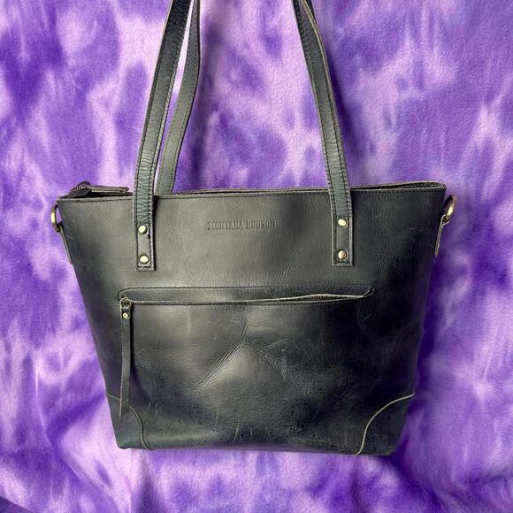 Montana Hudson Navy leather ‘eva’ sturdy hard wearing tote bag.